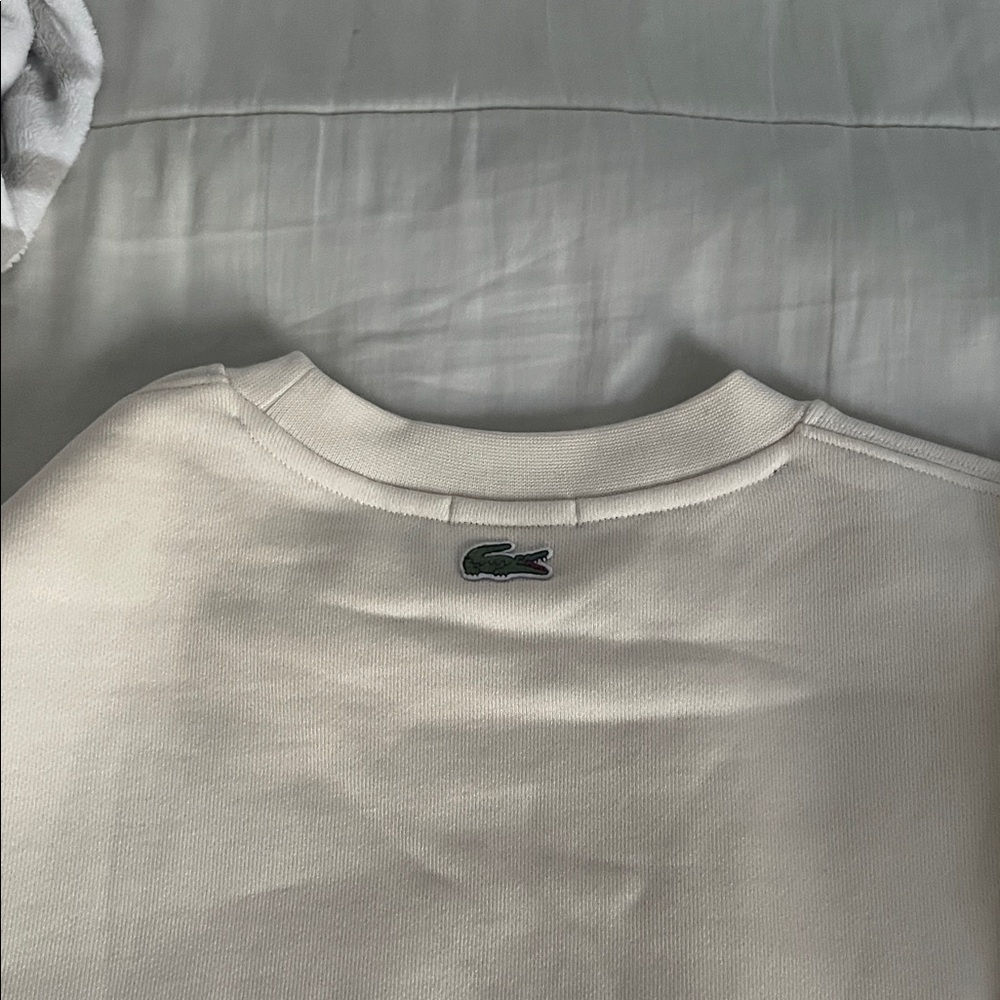 Unisex- worn once- Lacoste Cream Sweatshirt with Green Crocodile Patch - Picture 6 of 6